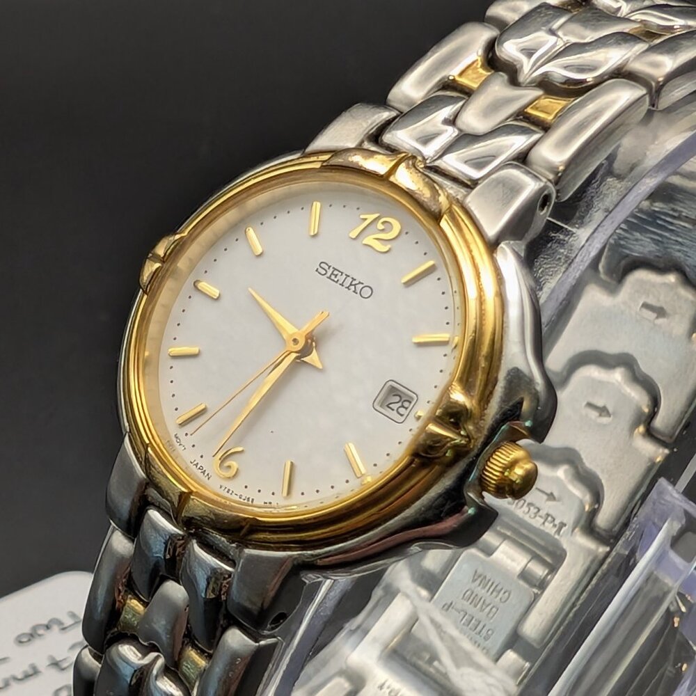 Vintage Seiko V782-6E6) Two Tone Ladies Watch 6.5" Band - Picture 6 of 6